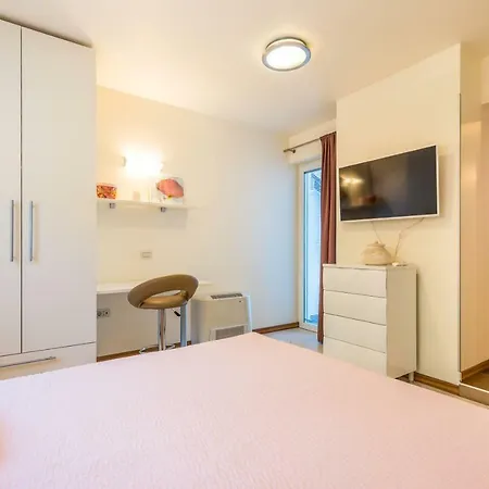 Luxury Penthouse Prestige Near The Sea Daire Opatija