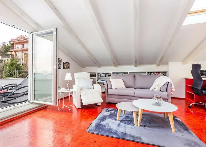 Luxury Penthouse Prestige Near The Sea *