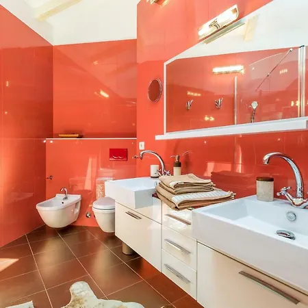 شقة Luxury Penthouse Prestige Near The Sea