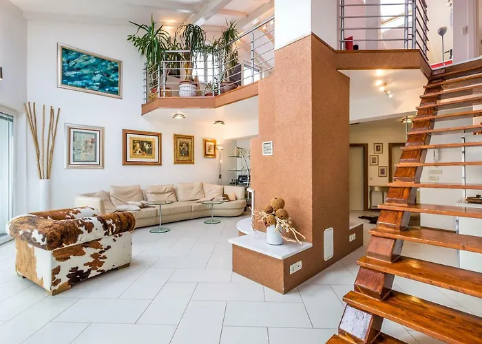 Luxury Penthouse Prestige Near The Sea オパティヤ
