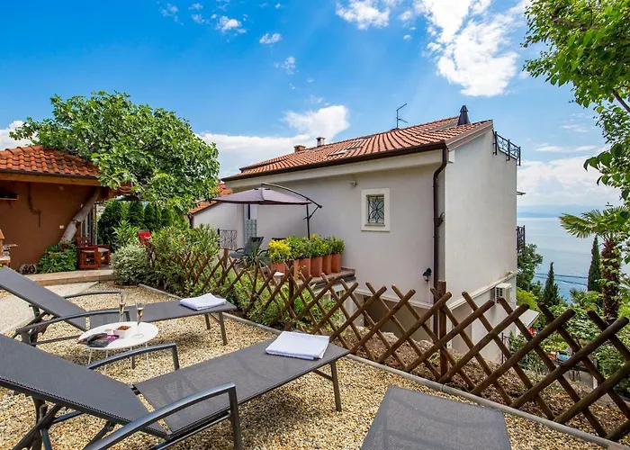 Lejlighed Luxury Penthouse Prestige Near The Sea