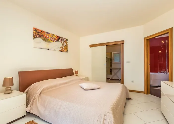 Lejlighed Luxury Penthouse Prestige Near The Sea *